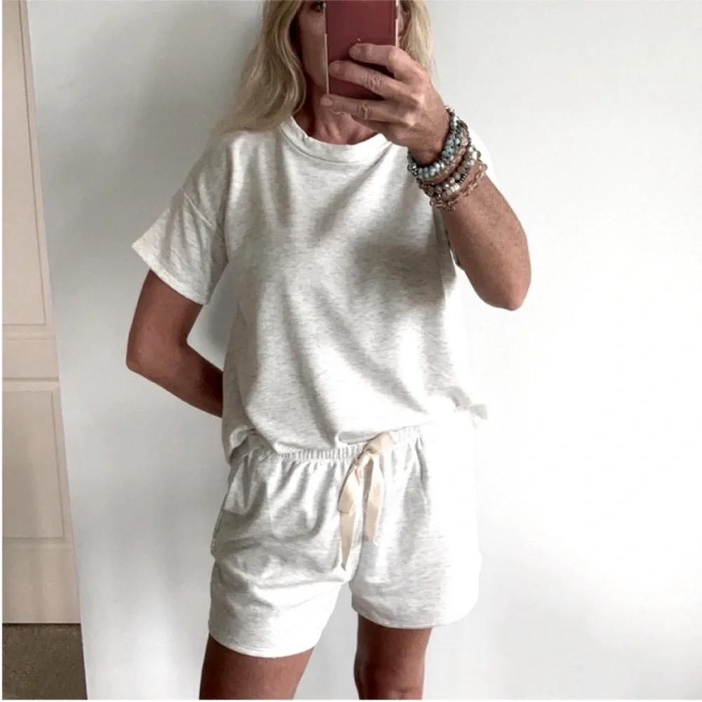 Light Heather Grey Top & Shorts Lounge Set - Picture 3 of 10